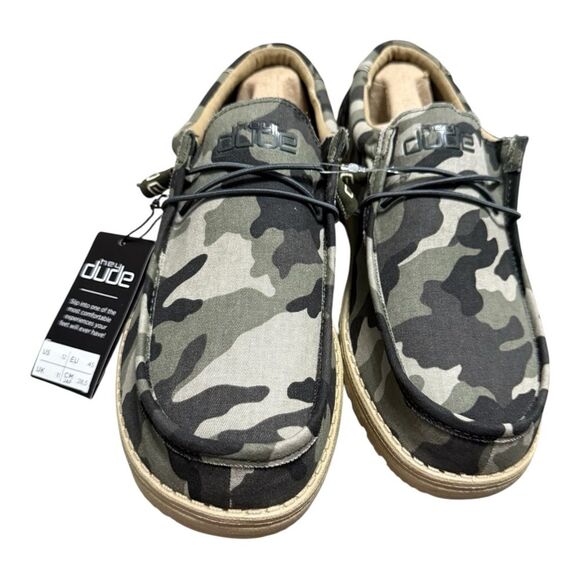 HEY DUDE Wally Shoes Sneakers Slip On Men’s Size 12 Multi Camo Camouflage NEW - Picture 2 of 9